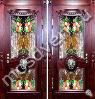 Эксклюзивная дверь из массива с витражом - купить от производителя Мосдвери Эксклюзивная дверь из массива с витражом
